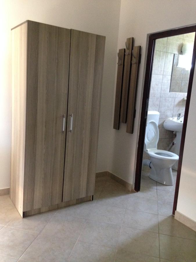 Marcos Hotel คอสติเนช ภายนอก รูปภาพ